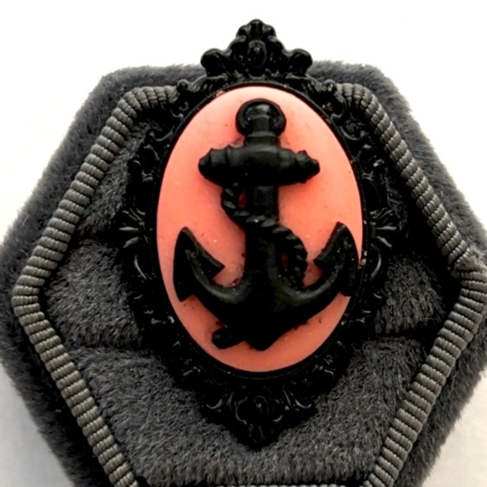 Pink and Black Anchor Cameo Adjustable Ring, Handmade, NWT, Unworn
